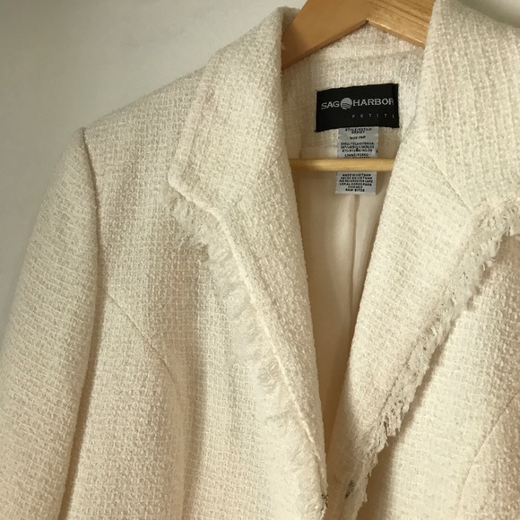 White Blazer - Picture 2 of 8